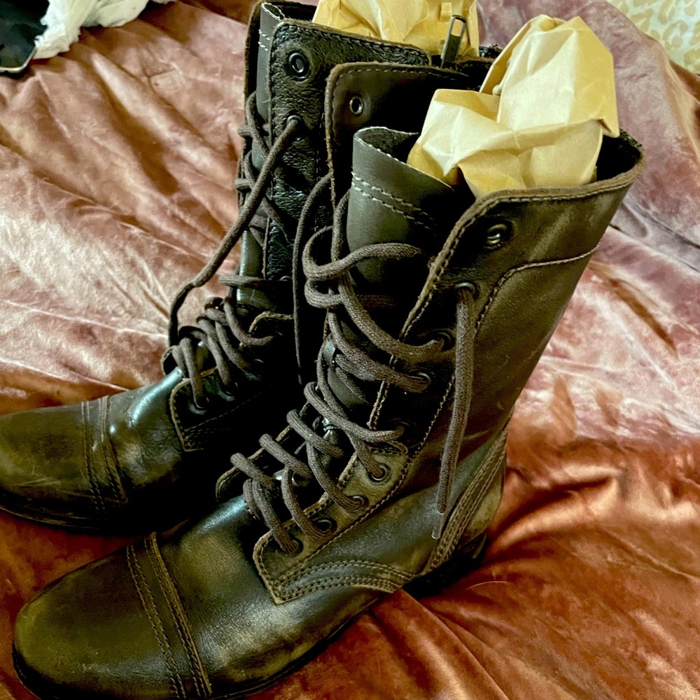 Steve Madden Boots